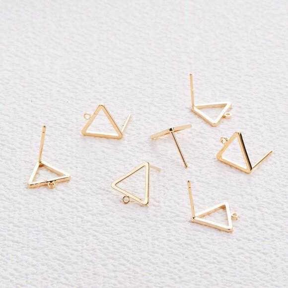 10Pcs 18K Real Gold Plated Triangle Shape Earring Studs Posts with Hole for Wedd - Picture 7 of 7